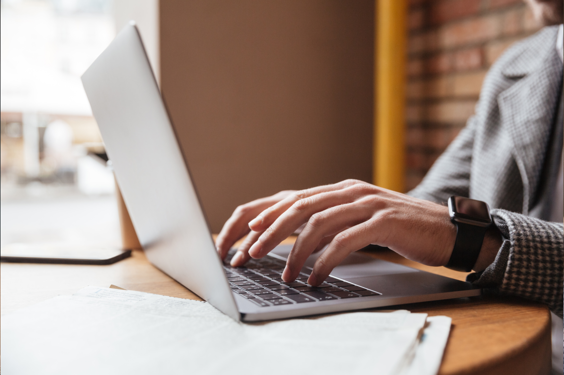 laptop writing