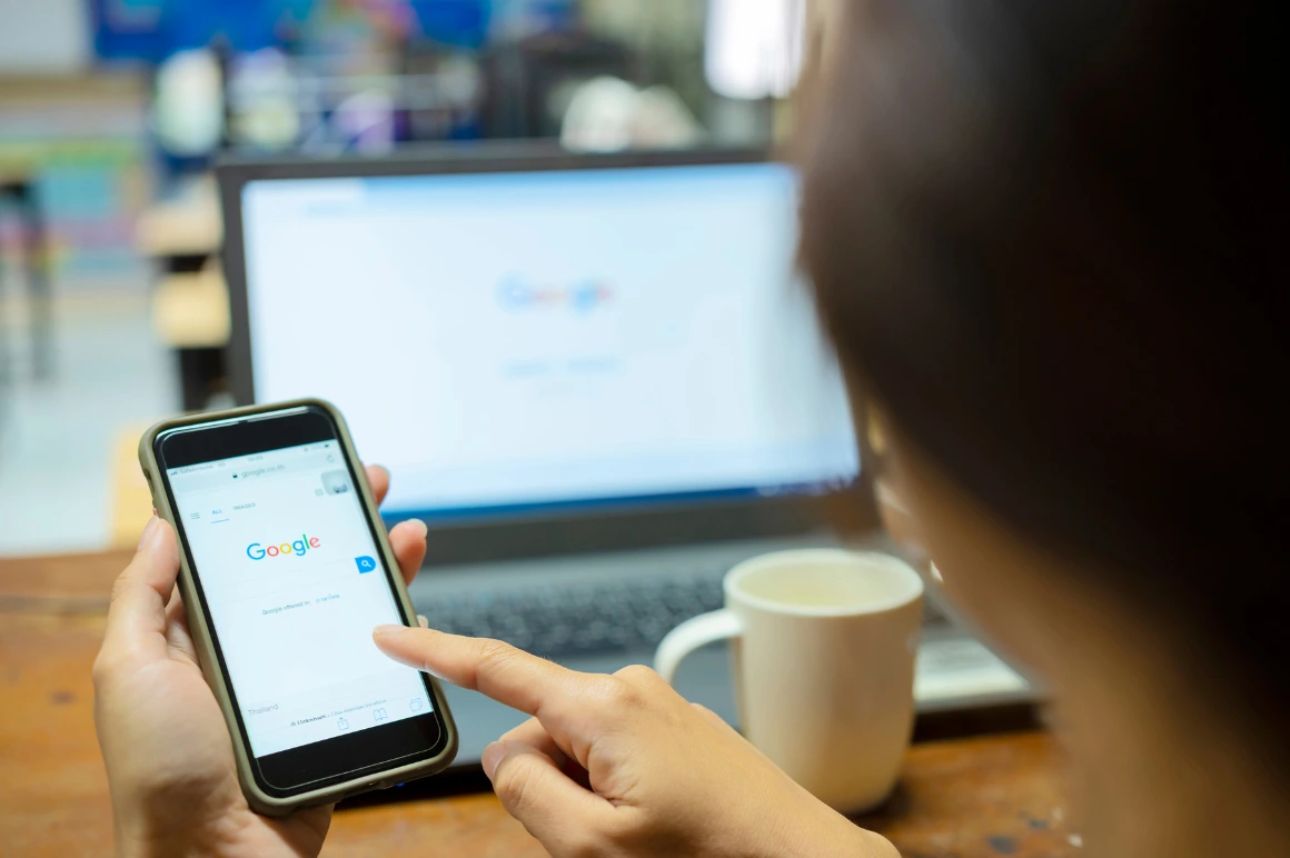 Google PageRank: Πώς Επαναστατικοποίησε τις Μηχανές Αναζήτησης